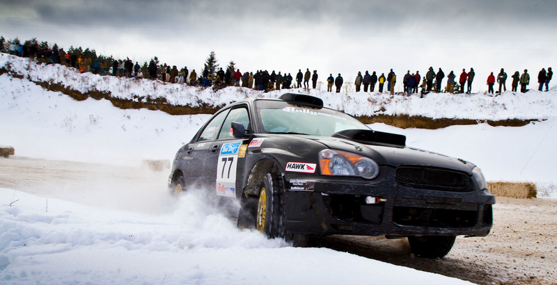 Illustration for article titled This is how you drive in the snow